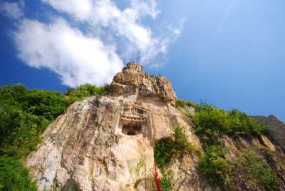 Ünye Kalesi Kaya Mezarı-Ünye/Ordu
